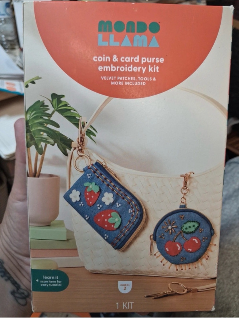 Mondo Llama coin & card purse Kit Make Your Own Art Kit *NEW*